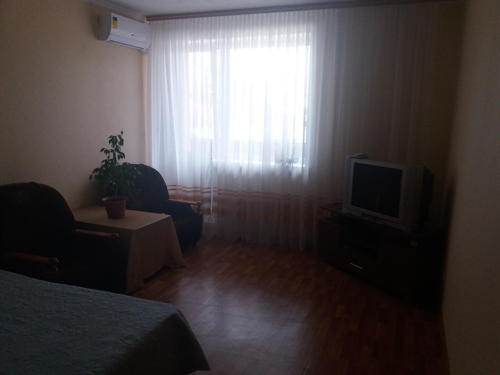 Apartment On Lenina 76 Togliatti Luaran gambar